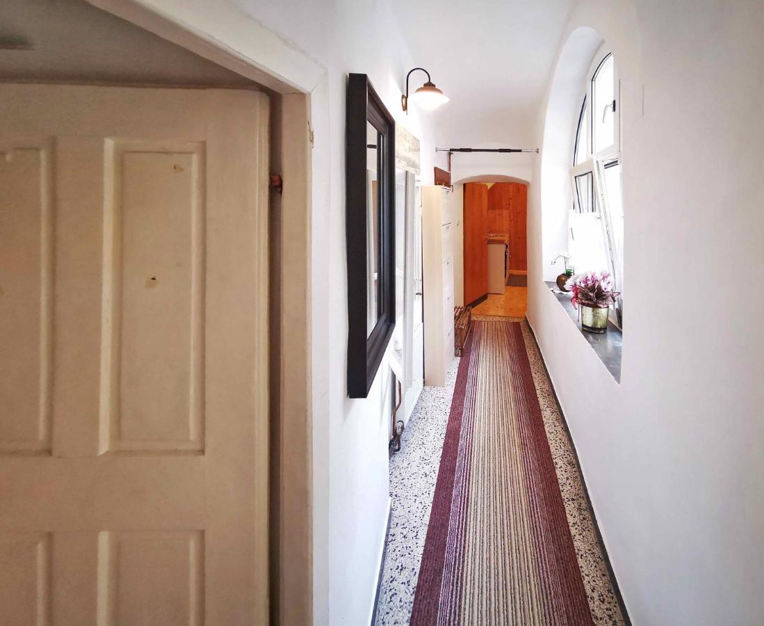 Ferienwohnung Himmelberg 80M2 In Der Altstadt Und Toll Fuer Familien Klagenfurt am Woerthersee Exteriér fotografie